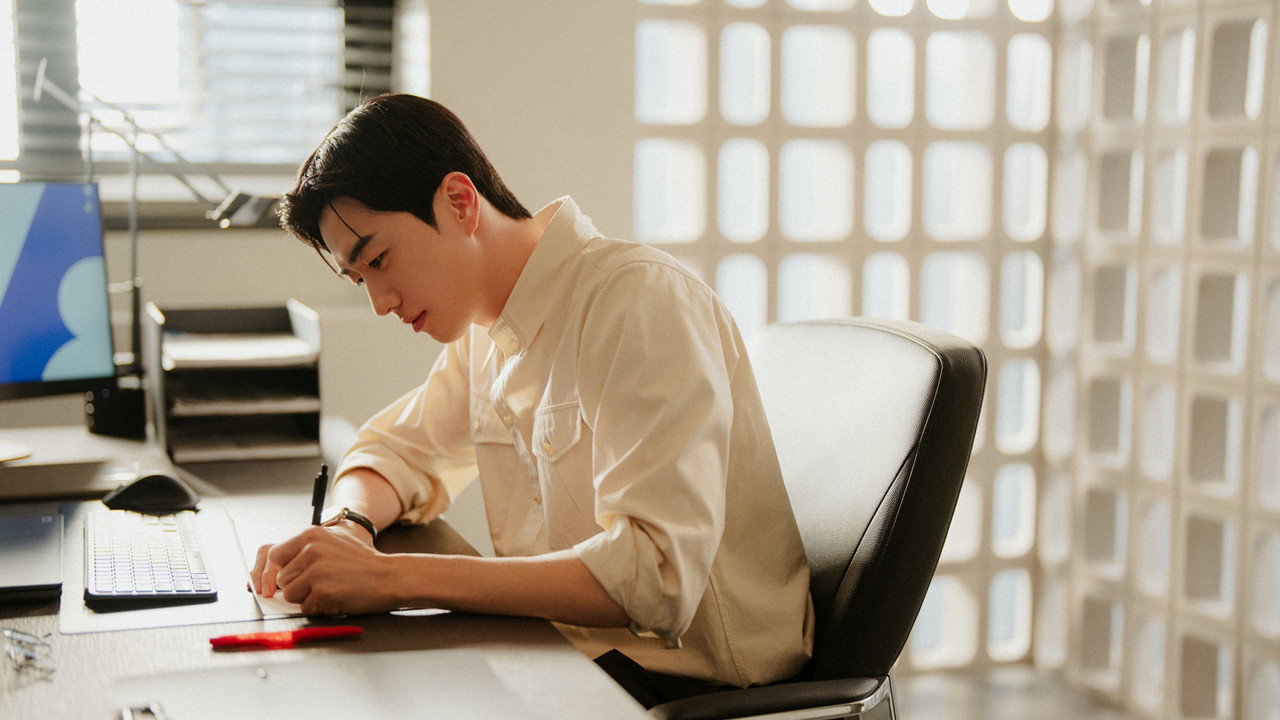 My Bias, My Boss Series Screenshot 2
